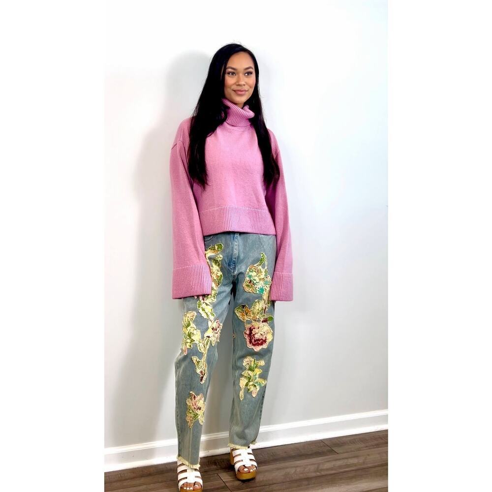 Song Of Style Olisa Oversized Turtleneck Sweater in Pink Cropped Ribbed Knit